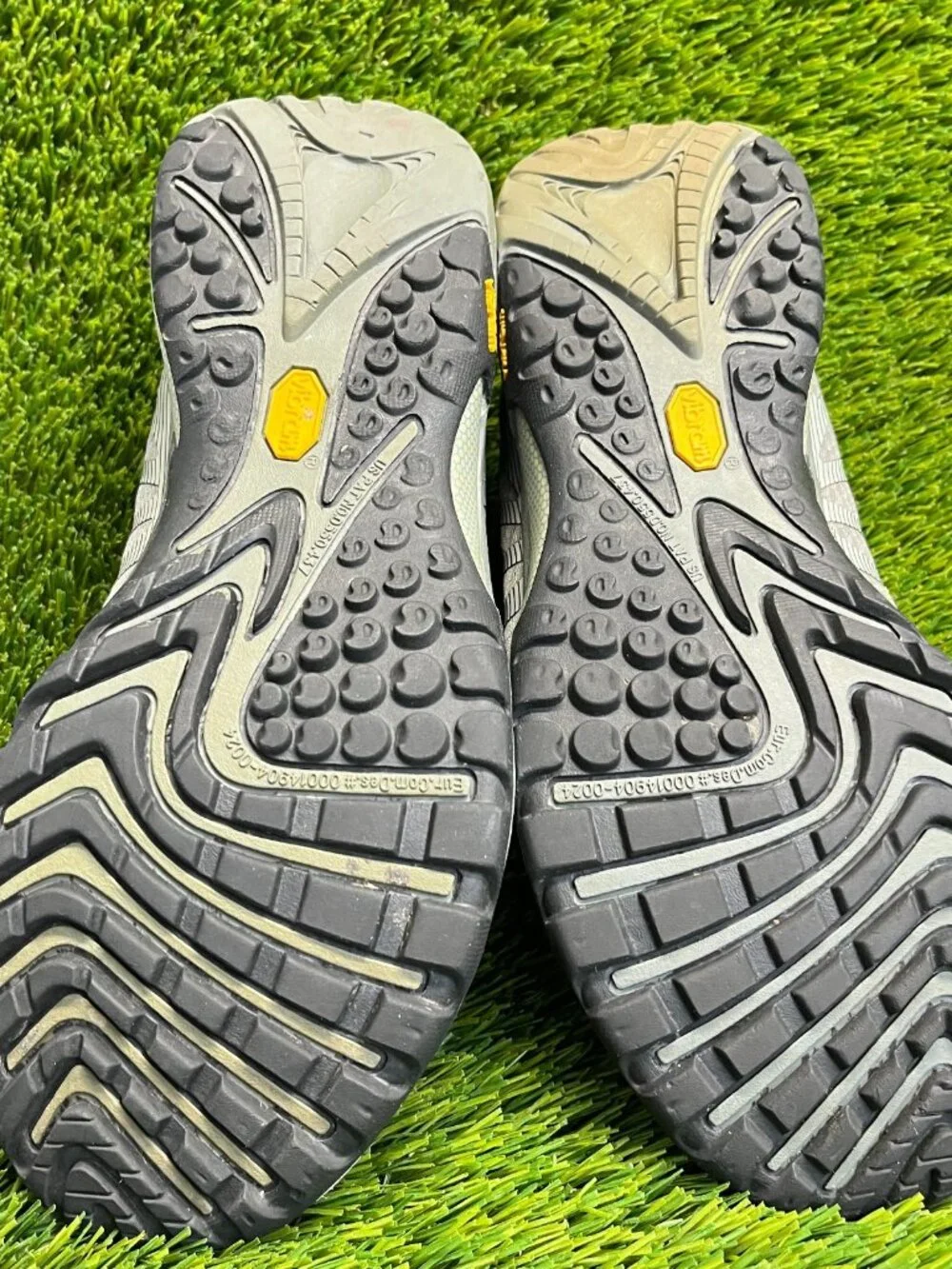 Merrell Siren Edge Womens Size 9 Gray Black Running Trail Hiking Shoes Sneakers